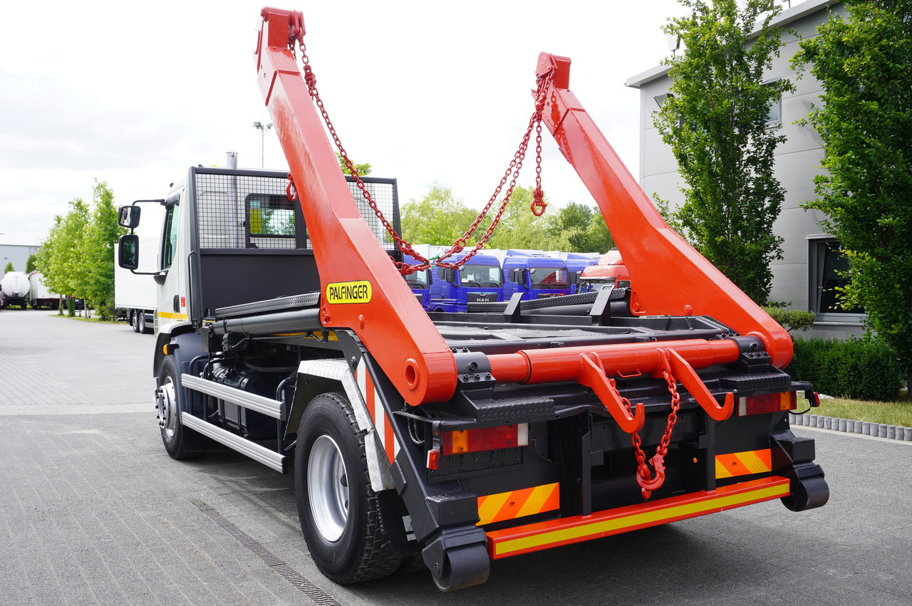 DAF LF 55.220 Skip loader GUIMA PALFINGER M14T - Мултилифт за контейнери камион: снимка 4 DAF LF 55.220 Skip loader GUIMA PALFINGER M14T - Мултилифт за контейнери камион: снимка 4