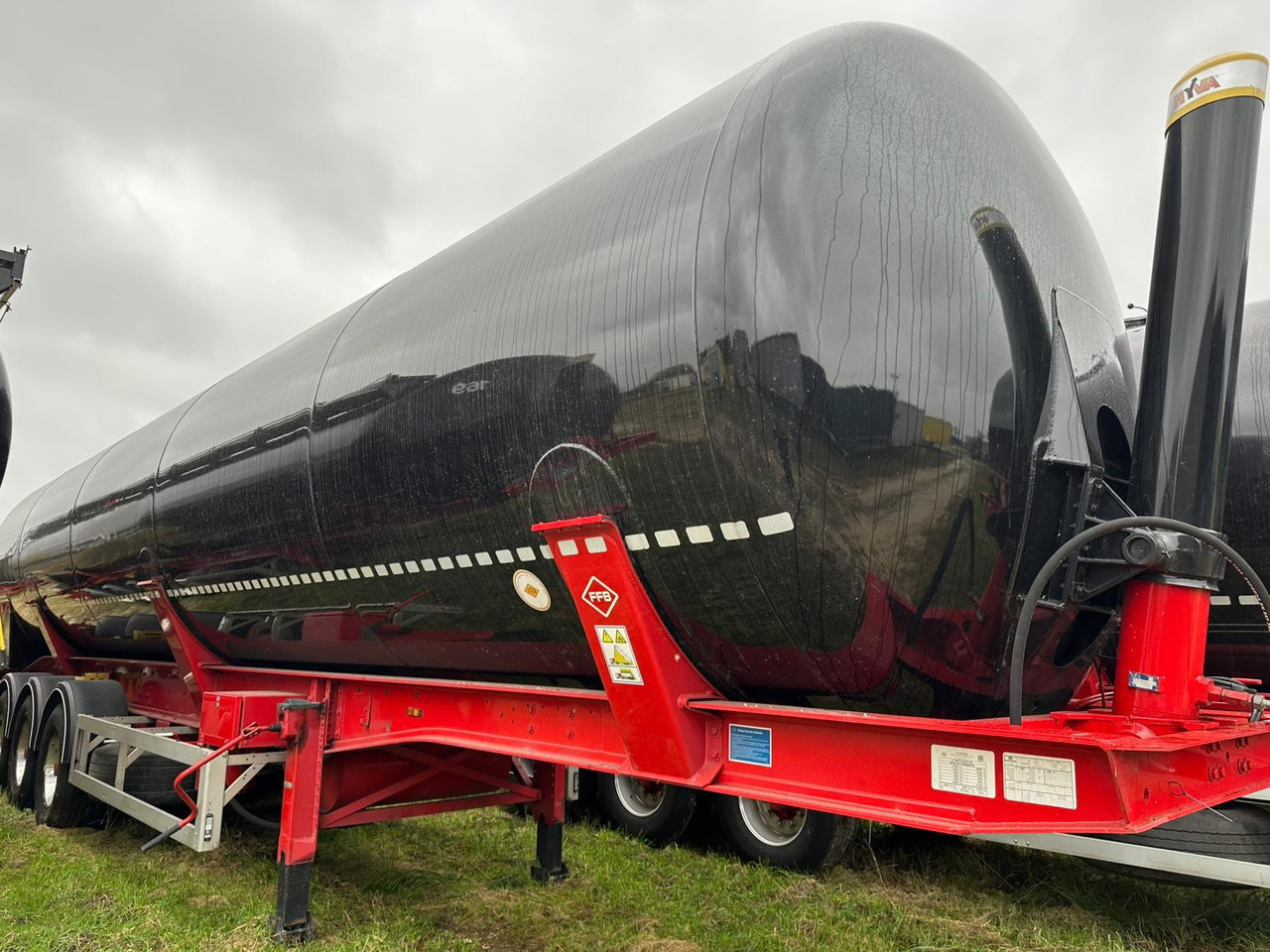 FELDBINDER 334C 15 A-1-1-40 Silo tank / 66 m3 / 2022 / 20 units - Цистерна за насипни товари: снимка 3 FELDBINDER 334C 15 A-1-1-40 Silo tank / 66 m3 / 2022 / 20 units - Цистерна за насипни товари: снимка 3