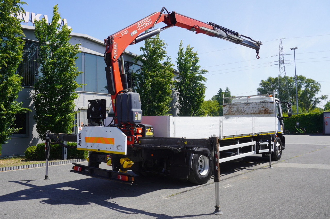 IVECO EUROCARGO 190-280L / FASSI F135A / 8 M / Lift cap. 5580 kg - Бордови камион, Камион с кран: снимка 3 IVECO EUROCARGO 190-280L / FASSI F135A / 8 M / Lift cap. 5580 kg - Бордови камион, Камион с кран: снимка 3