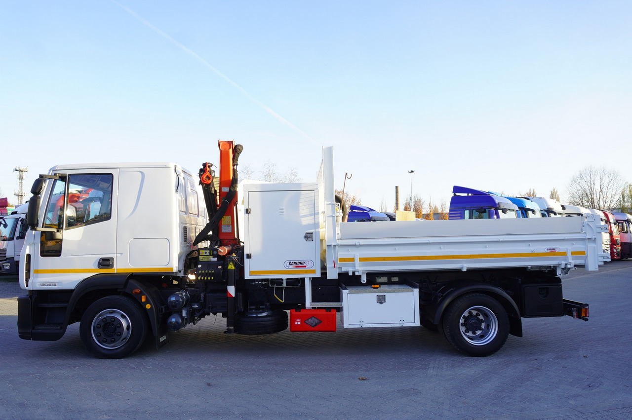 IVECO Eurocargo 120E18 Crane Palfinger / 3-way tipper / sleeper cab - Самосвал камион, Камион с кран: снимка 5 IVECO Eurocargo 120E18 Crane Palfinger / 3-way tipper / sleeper cab - Самосвал камион, Камион с кран: снимка 5
