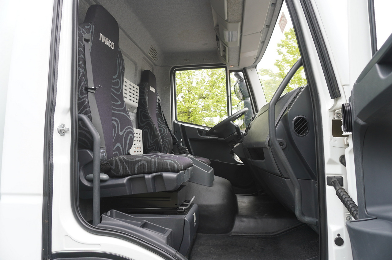 Лизинг на IVECO Eurocargo 150 E25 / 90 tho. km !!! / Tow truck IVECO Eurocargo 150 E25 / 90 tho. km !!! / Tow truck: снимка 30 Лизинг на IVECO Eurocargo 150 E25 / 90 tho. km !!! / Tow truck IVECO Eurocargo 150 E25 / 90 tho. km !!! / Tow truck: снимка 30
