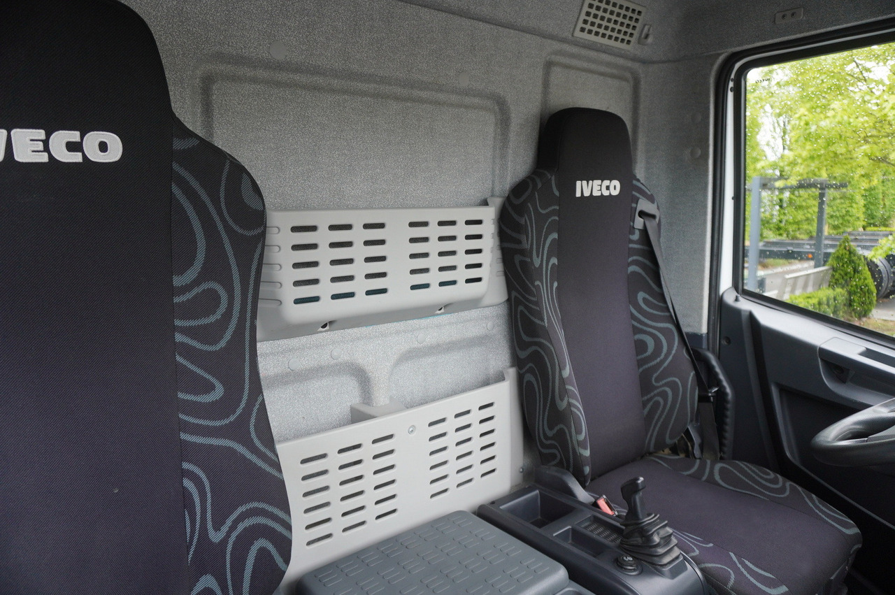 Лизинг на IVECO Eurocargo 150 E25 / 90 tho. km !!! / Tow truck IVECO Eurocargo 150 E25 / 90 tho. km !!! / Tow truck: снимка 29 Лизинг на IVECO Eurocargo 150 E25 / 90 tho. km !!! / Tow truck IVECO Eurocargo 150 E25 / 90 tho. km !!! / Tow truck: снимка 29