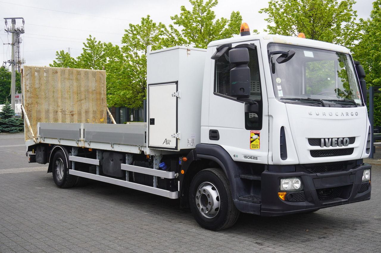 IVECO Eurocargo 150 E25 / 90 tho. km !!! / Tow truck - Бордови камион: снимка 3 IVECO Eurocargo 150 E25 / 90 tho. km !!! / Tow truck - Бордови камион: снимка 3