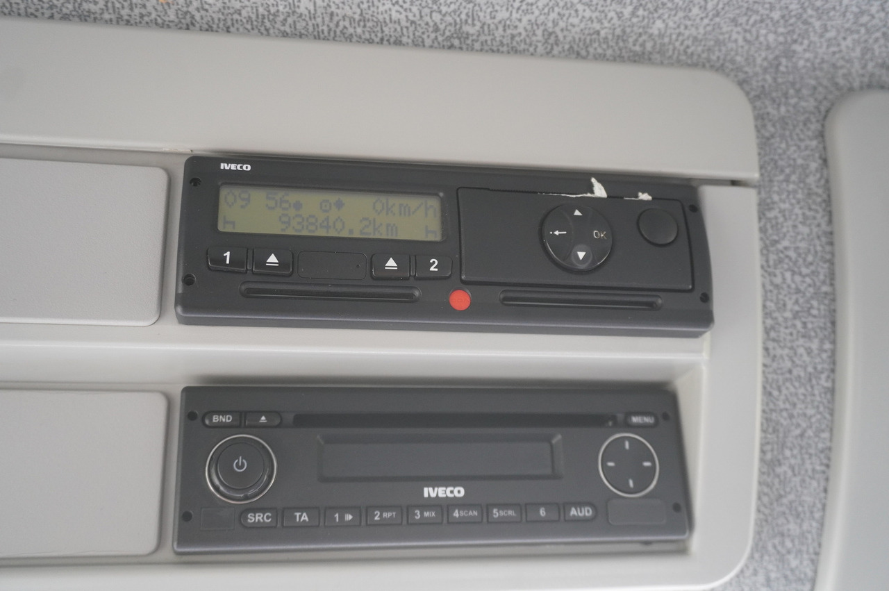 IVECO Eurocargo 150 E25 / 90 tho. km !!! / Tow truck - Автовоз камион: снимка 3 IVECO Eurocargo 150 E25 / 90 tho. km !!! / Tow truck - Автовоз камион: снимка 3