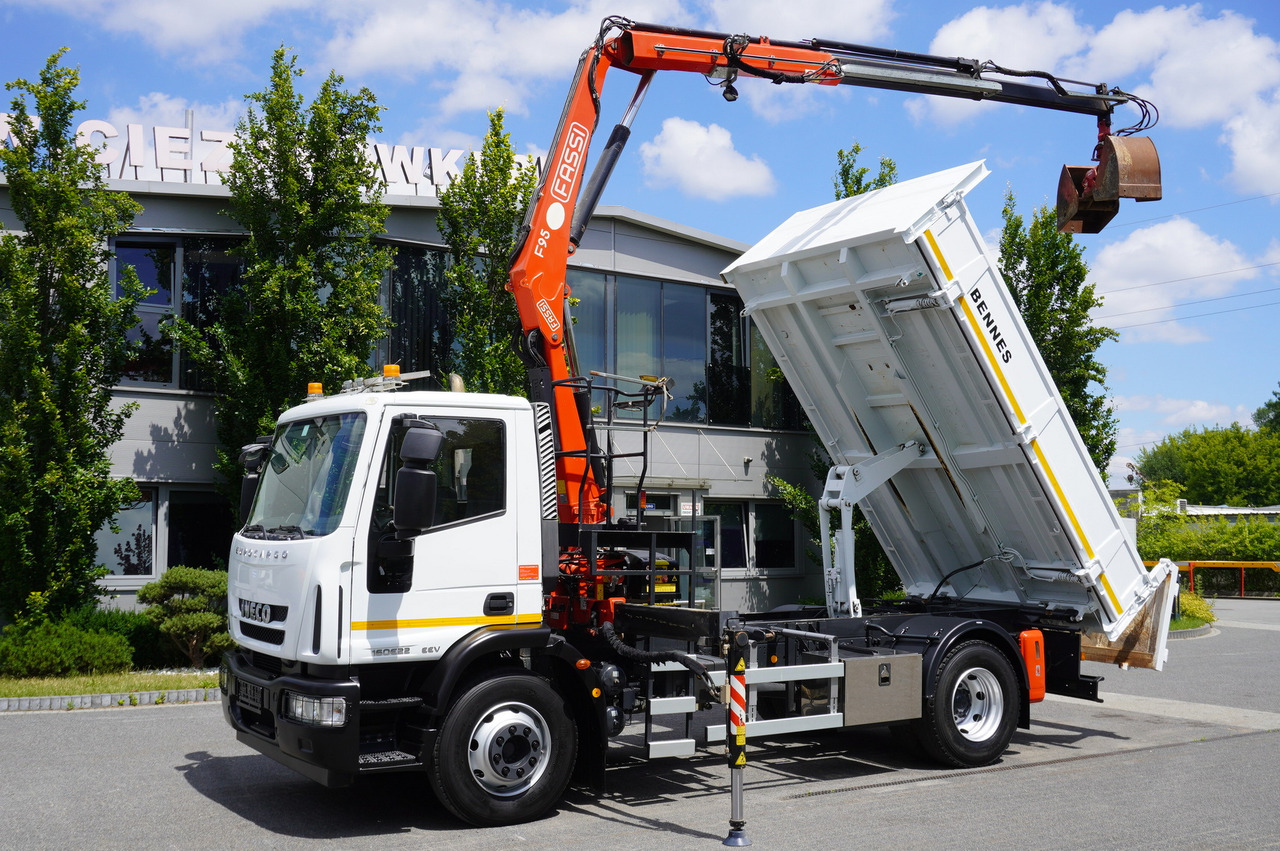 IVECO Eurocargo 160E22 EEV Dump truck / Bortmatic / Crane FASSI F95A.0.22 - Бордови камион, Камион с кран: снимка 1 IVECO Eurocargo 160E22 EEV Dump truck / Bortmatic / Crane FASSI F95A.0.22 - Бордови камион, Камион с кран: снимка 1