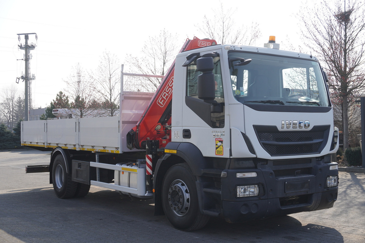 Лизинг на IVECO STRALIS 310 E6 / HDS FASSI 155 6.2 T / 250 thousand km IVECO STRALIS 310 E6 / HDS FASSI 155 6.2 T / 250 thousand km: снимка 13