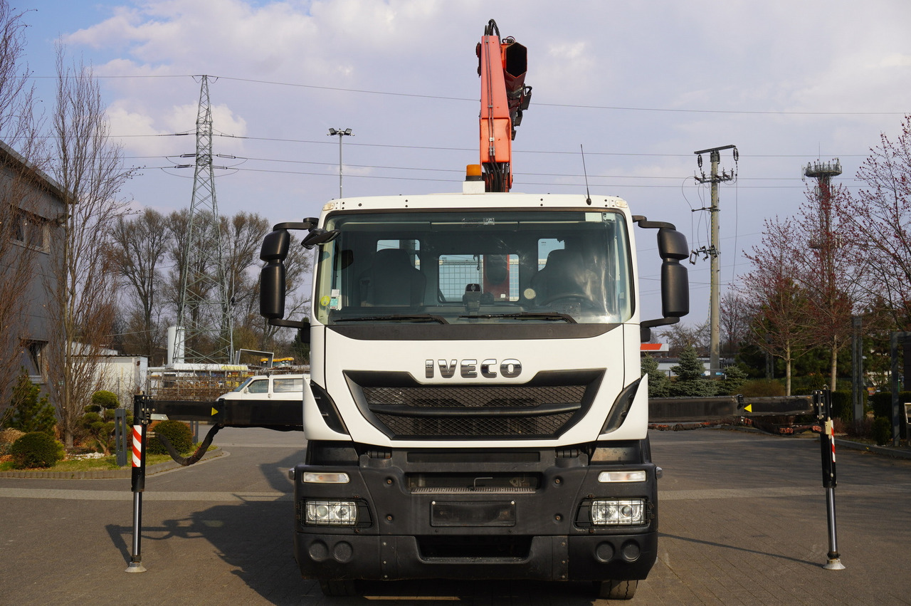 Лизинг на IVECO STRALIS 310 E6 / HDS FASSI 155 6.2 T / 250 thousand km IVECO STRALIS 310 E6 / HDS FASSI 155 6.2 T / 250 thousand km: снимка 15