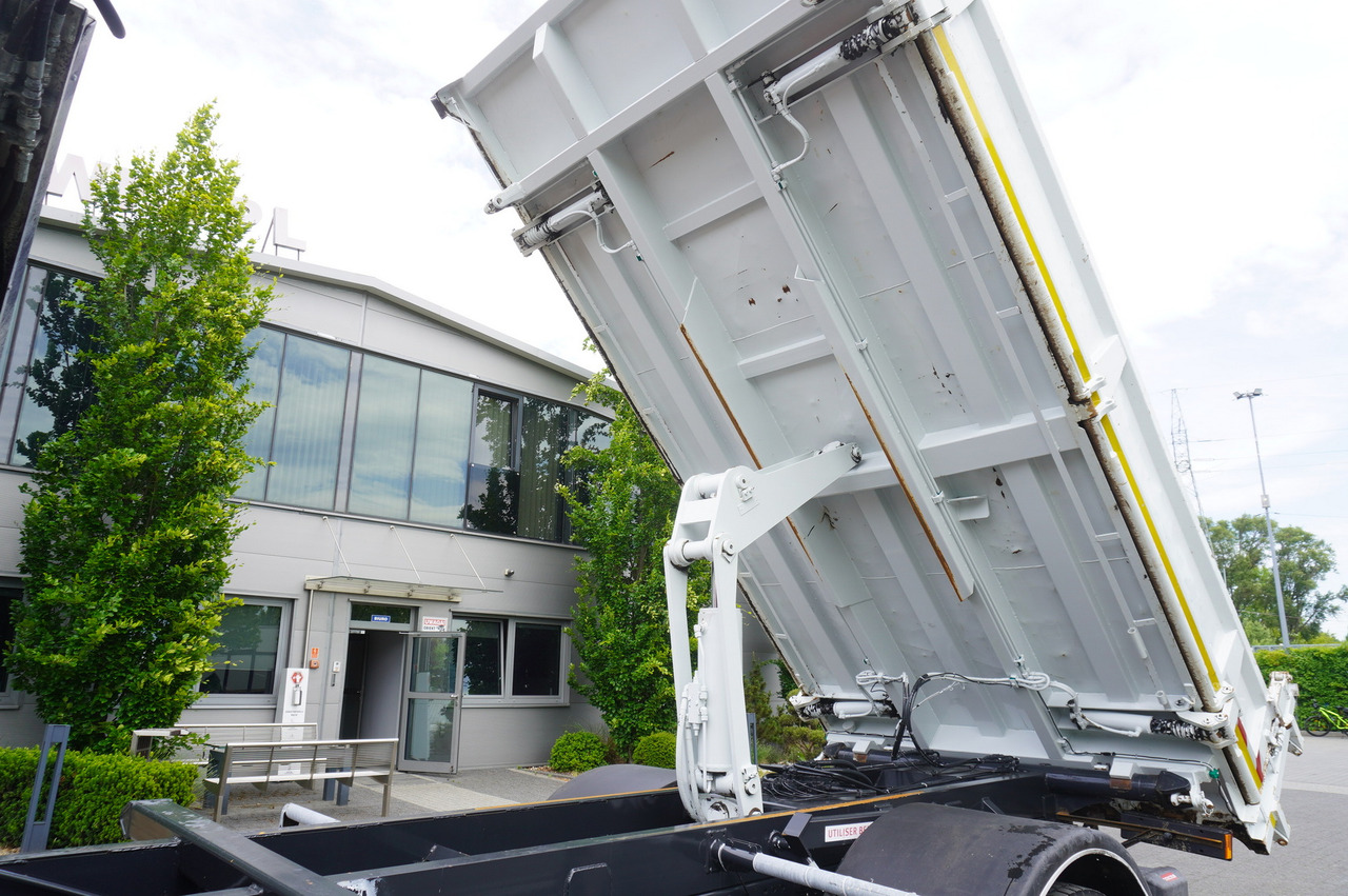 Камион с кран IVECO STRALIS 330 E6 / FASSI 195A 8.5 T / 3-side tipper: снимка 21