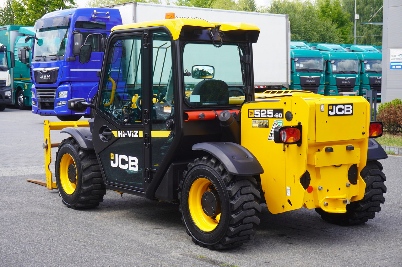 JCB 525-60T5 / 2022 / 860 MTH! / 2.5 T / Reach 6 m / joystick - Телескопичен колесен товарач: снимка 4 JCB 525-60T5 / 2022 / 860 MTH! / 2.5 T / Reach 6 m / joystick - Телескопичен колесен товарач: снимка 4