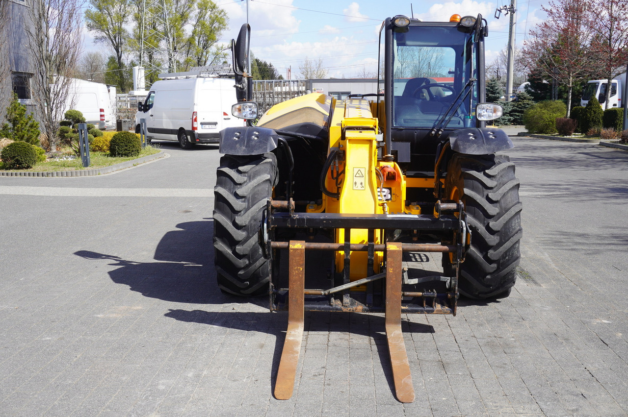 JCB 526-56 AGRI Plus / 5.6 m telescopic loader / joystick - Телескопичен колесен товарач: снимка 2 JCB 526-56 AGRI Plus / 5.6 m telescopic loader / joystick - Телескопичен колесен товарач: снимка 2