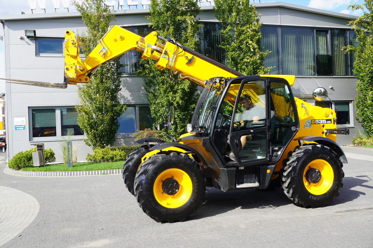 JCB 535-95 / 3.5 T / range 9.5 m / 700 MTH!! - Телескопичен колесен товарач: снимка 5 JCB 535-95 / 3.5 T / range 9.5 m / 700 MTH!! - Телескопичен колесен товарач: снимка 5