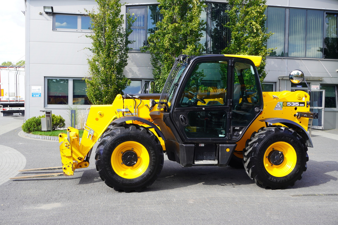 JCB 535-95 / 3.5 T / range 9.5 m / 700 MTH!! - Телескопичен колесен товарач: снимка 4 JCB 535-95 / 3.5 T / range 9.5 m / 700 MTH!! - Телескопичен колесен товарач: снимка 4