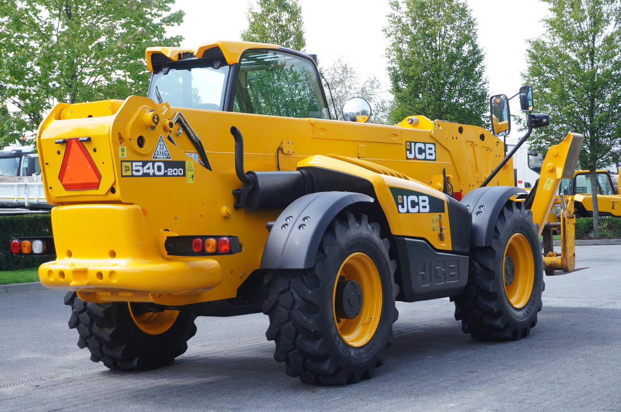 JCB 540-200 Telescopic Loader / 20 m reach / joystick - Телескопичен колесен товарач: снимка 5 JCB 540-200 Telescopic Loader / 20 m reach / joystick - Телескопичен колесен товарач: снимка 5
