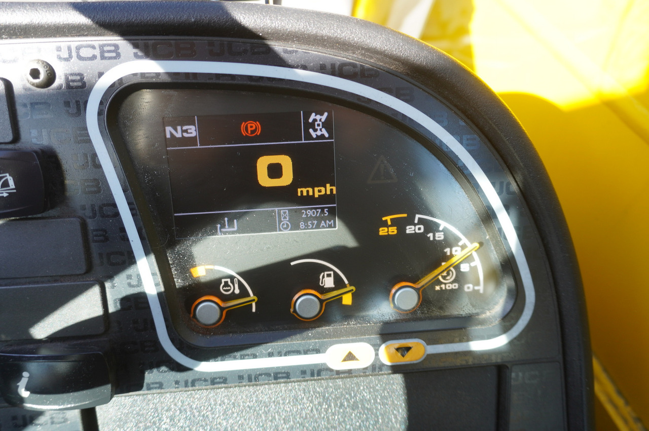 JCB 540-200 Telescopic Loader / 20m / joystick - Колесен товарач: снимка 2 JCB 540-200 Telescopic Loader / 20m / joystick - Колесен товарач: снимка 2