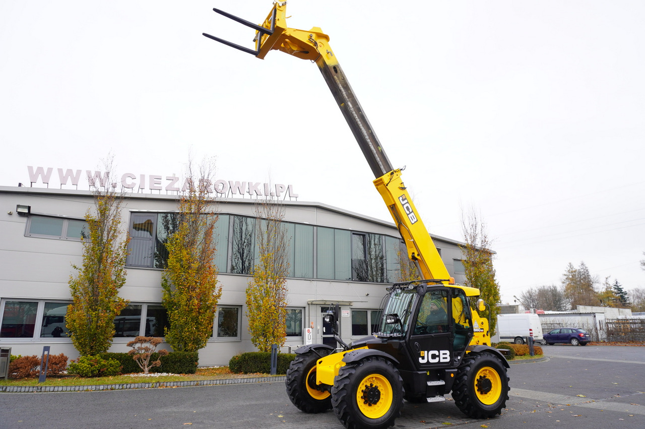 JCB 560-80 / 6 ton lifting capacity / power 146 HP - Телескопичен товарач: снимка 1 JCB 560-80 / 6 ton lifting capacity / power 146 HP - Телескопичен товарач: снимка 1
