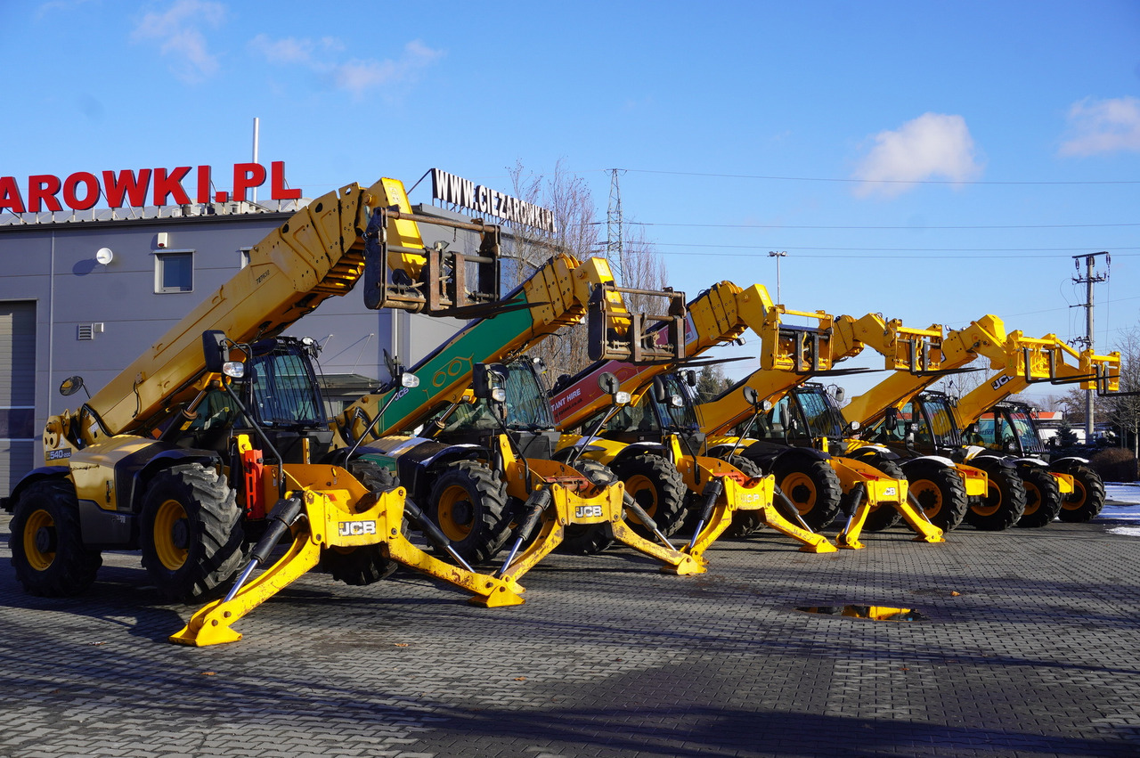 JCB 560-80 / 6 ton lifting capacity / power 146 HP - Телескопичен товарач: снимка 1 JCB 560-80 / 6 ton lifting capacity / power 146 HP - Телескопичен товарач: снимка 1