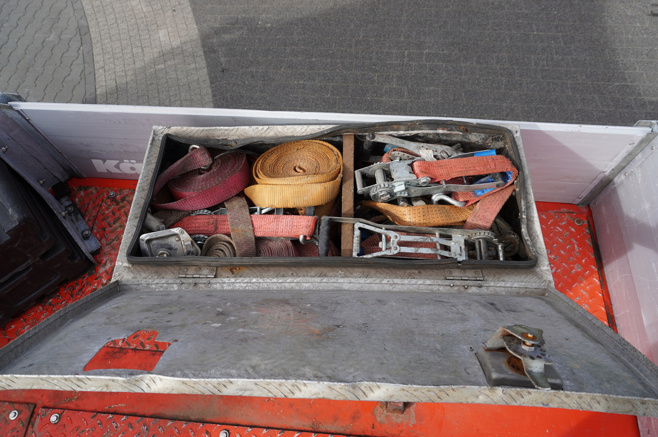 Нискорамна площадка полуремарке KÄSSBOHRER LB2 TIEF-BETT low loader semi-trailer / 16.5 m / Extendable semi-trailer / steered axles / 2 units: снимка 26 Нискорамна площадка полуремарке KÄSSBOHRER LB2 TIEF-BETT low loader semi-trailer / 16.5 m / Extendable semi-trailer / steered axles / 2 units: снимка 26