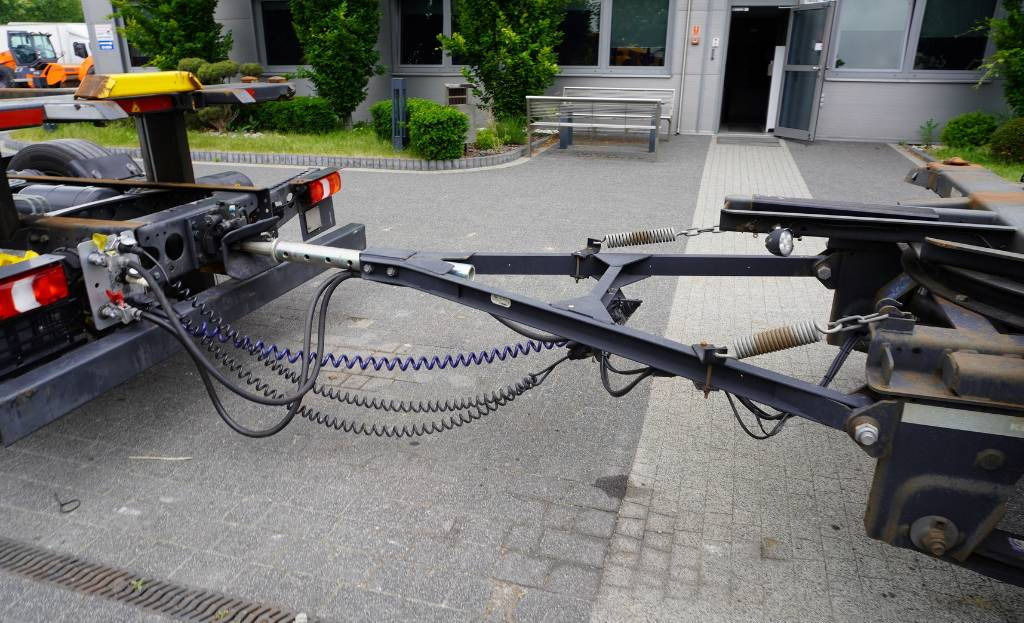 KOGEL BDF Low Deck Mega trailer - Контейнеровоз/ Сменна каросерия ремарке: снимка 4 KOGEL BDF Low Deck Mega trailer - Контейнеровоз/ Сменна каросерия ремарке: снимка 4