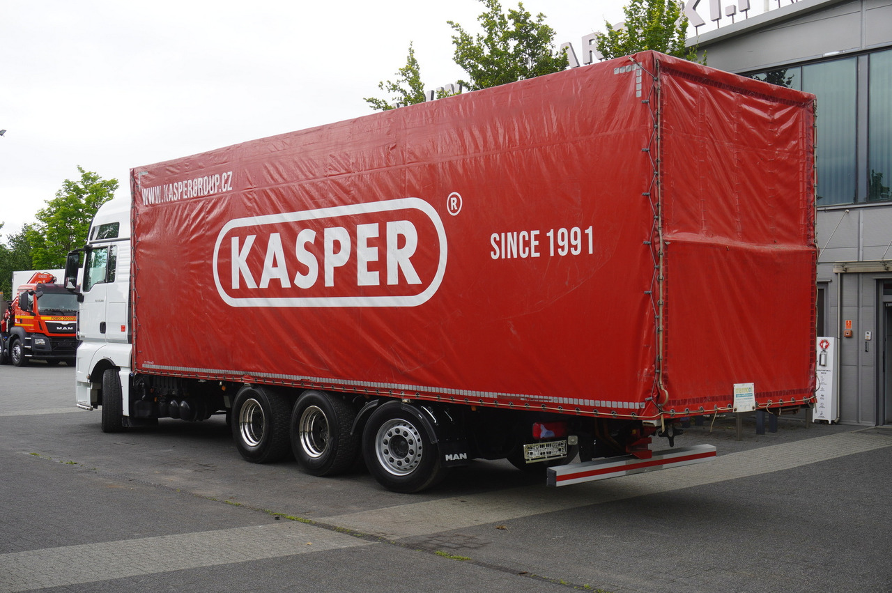 MAN MAN TGX 35.580 E6 8x4 /4 / 23 EPAL tarp superstructure / 4th axle steered - Камион с брезент: снимка 3 MAN MAN TGX 35.580 E6 8x4 /4 / 23 EPAL tarp superstructure / 4th axle steered - Камион с брезент: снимка 3