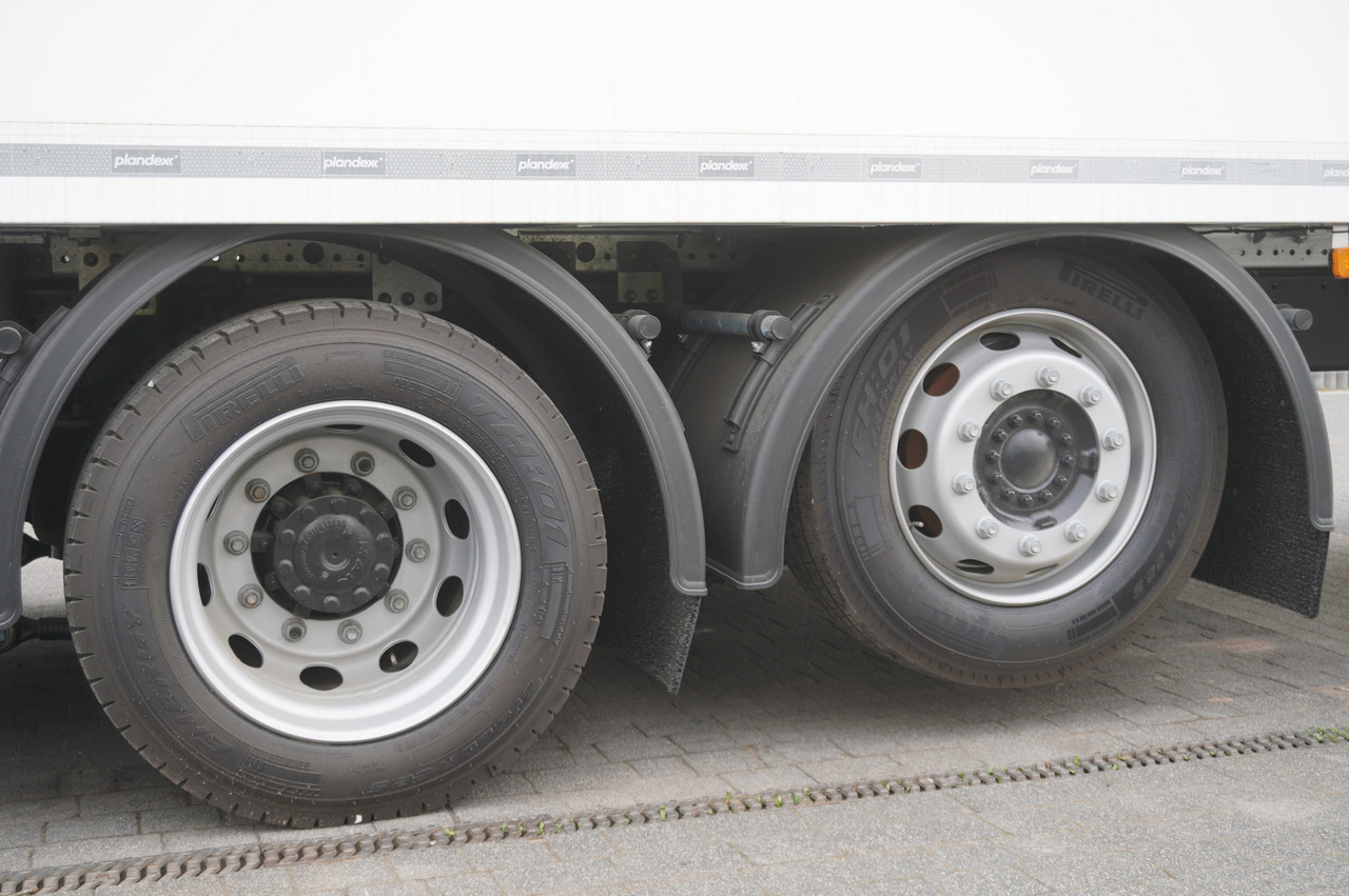 Лизинг на MAN New MAN TGX 26.400 / New Isotherm Plandex 23 Pallets / Warranty MAN New MAN TGX 26.400 / New Isotherm Plandex 23 Pallets / Warranty: снимка 10