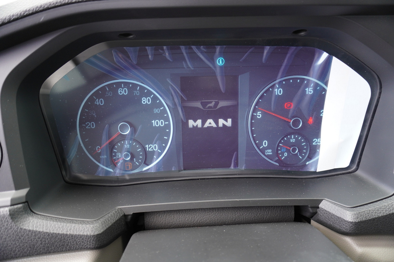 Нови Рефрижератор камион MAN New TGX 26.400 / NEW IGLOOCAR refrigerator 20 pallets / 6×2 / 2024 / 2 units: снимка 19 Нови Рефрижератор камион MAN New TGX 26.400 / NEW IGLOOCAR refrigerator 20 pallets / 6×2 / 2024 / 2 units: снимка 19