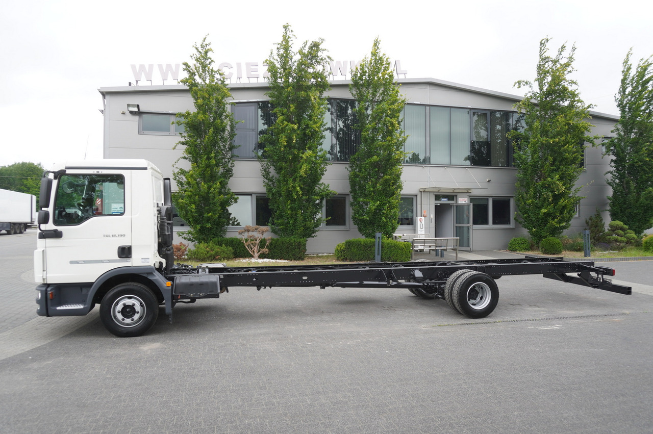 MAN TGL 12.190 / Chassis 8 m / 100 tho. km - Шаси кабина: снимка 3 MAN TGL 12.190 / Chassis 8 m / 100 tho. km - Шаси кабина: снимка 3