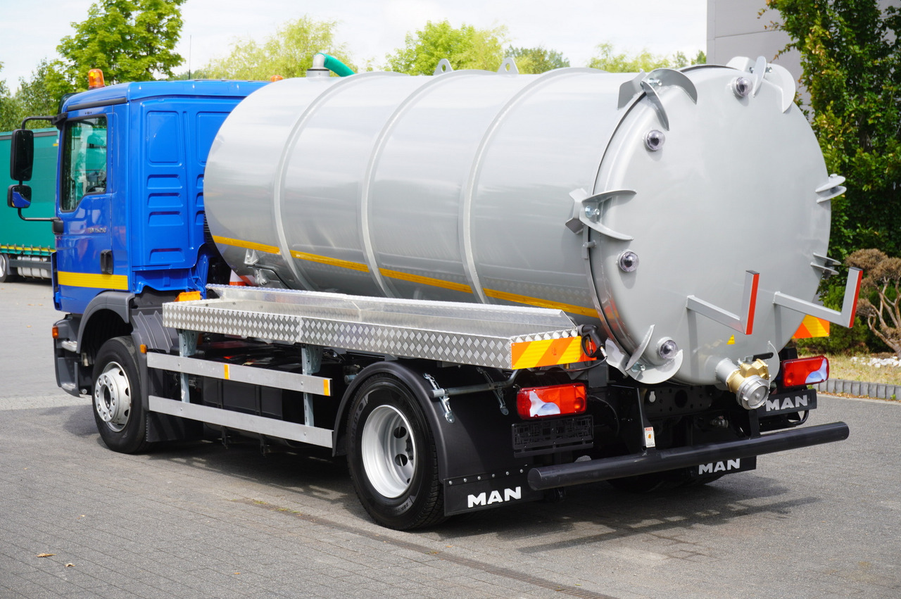 MAN TGM 15.250 / NEW septic tank (07/2025) superstructure 8000 l / 160 tho. km! - Камион цистерна: снимка 4 MAN TGM 15.250 / NEW septic tank (07/2025) superstructure 8000 l / 160 tho. km! - Камион цистерна: снимка 4