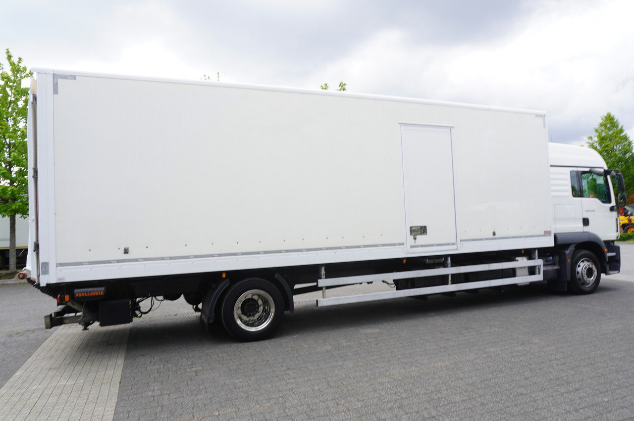 MAN TGM 18.320 / 21 EPAL box / 180 tho. km / Dhollandia 2500 kg / sleeping cab - Камион фургон: снимка 2 MAN TGM 18.320 / 21 EPAL box / 180 tho. km / Dhollandia 2500 kg / sleeping cab - Камион фургон: снимка 2