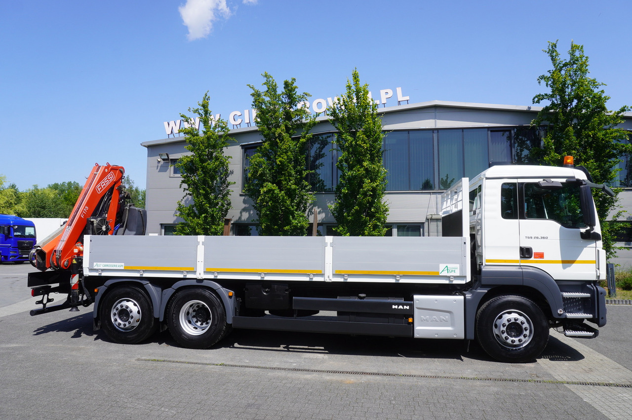 MAN TGS 26.360 Flatbed / Fassi F175 7.7 T / steered 3rd axle - Камион с кран: снимка 3 MAN TGS 26.360 Flatbed / Fassi F175 7.7 T / steered 3rd axle - Камион с кран: снимка 3