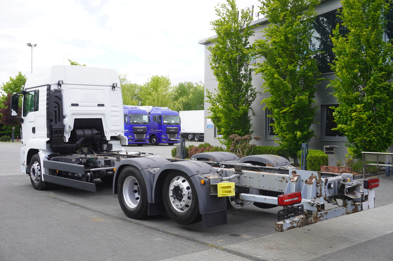 MAN TGS 26.420 / 7.5 m chassis / 14.5 t load cap. / Sleeping cab - Шаси кабина: снимка 3 MAN TGS 26.420 / 7.5 m chassis / 14.5 t load cap. / Sleeping cab - Шаси кабина: снимка 3