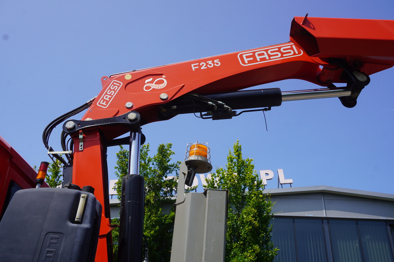 Лизинг на MAN TGS 35.360 E6 8x2 / FASSI F235 crane / 6.5 T cap. / 8.3 m reach MAN TGS 35.360 E6 8x2 / FASSI F235 crane / 6.5 T cap. / 8.3 m reach: снимка 16