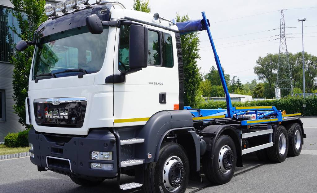 MAN TGS 35.400 8×4 HYVA LIFT 32.56 SE hooklift - Мултилифт с кука камион: снимка 4 MAN TGS 35.400 8×4 HYVA LIFT 32.56 SE hooklift - Мултилифт с кука камион: снимка 4