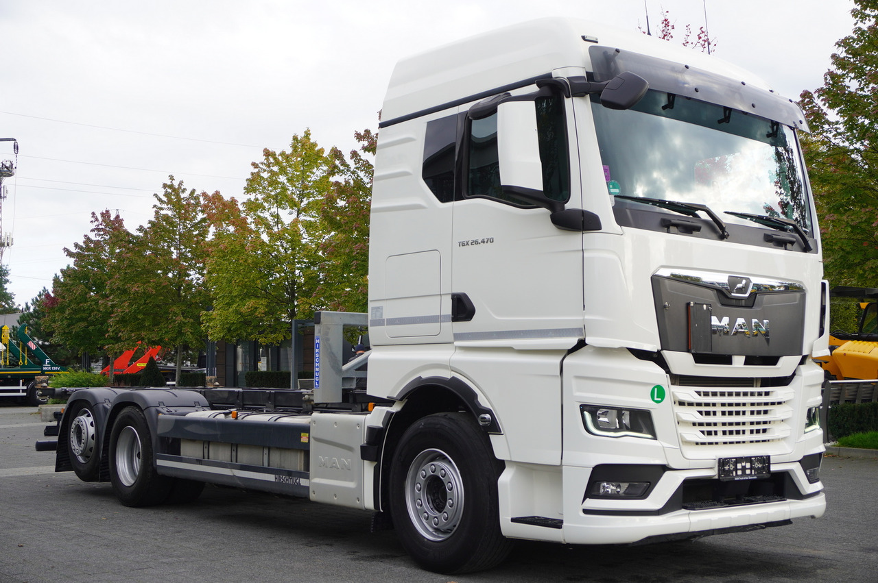 MAN TGX 26.470 6x2 COINTAINERKIPPER HYVA HIRMSCHLING / 200 tho. km! - Самосвал камион: снимка 4 MAN TGX 26.470 6x2 COINTAINERKIPPER HYVA HIRMSCHLING / 200 tho. km! - Самосвал камион: снимка 4