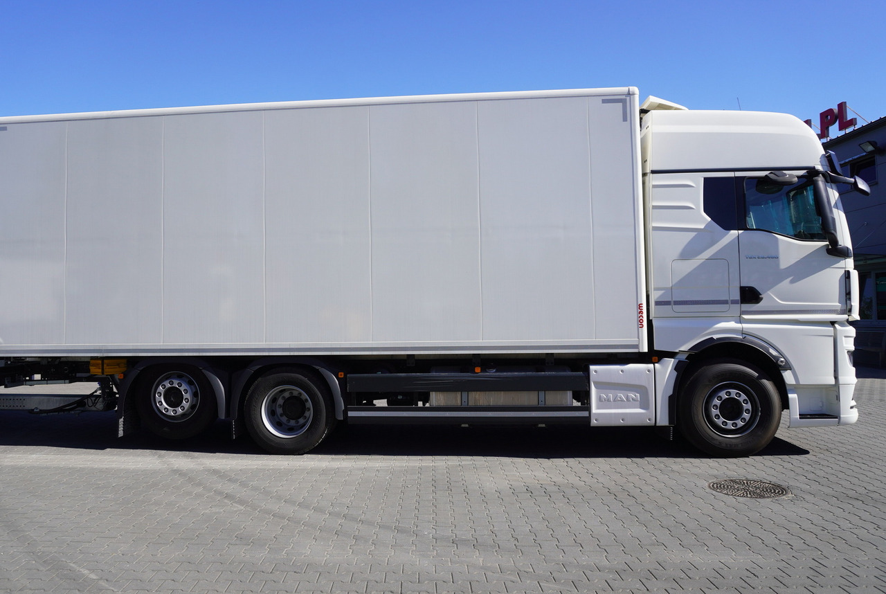 Камион фургон MAN TGX 26.480 6×2-2 LL CH NEW / 19 EPAL box / New Wecon walkthrough box trailer 19 EPAL / 2025.06 !!!: снимка 18
