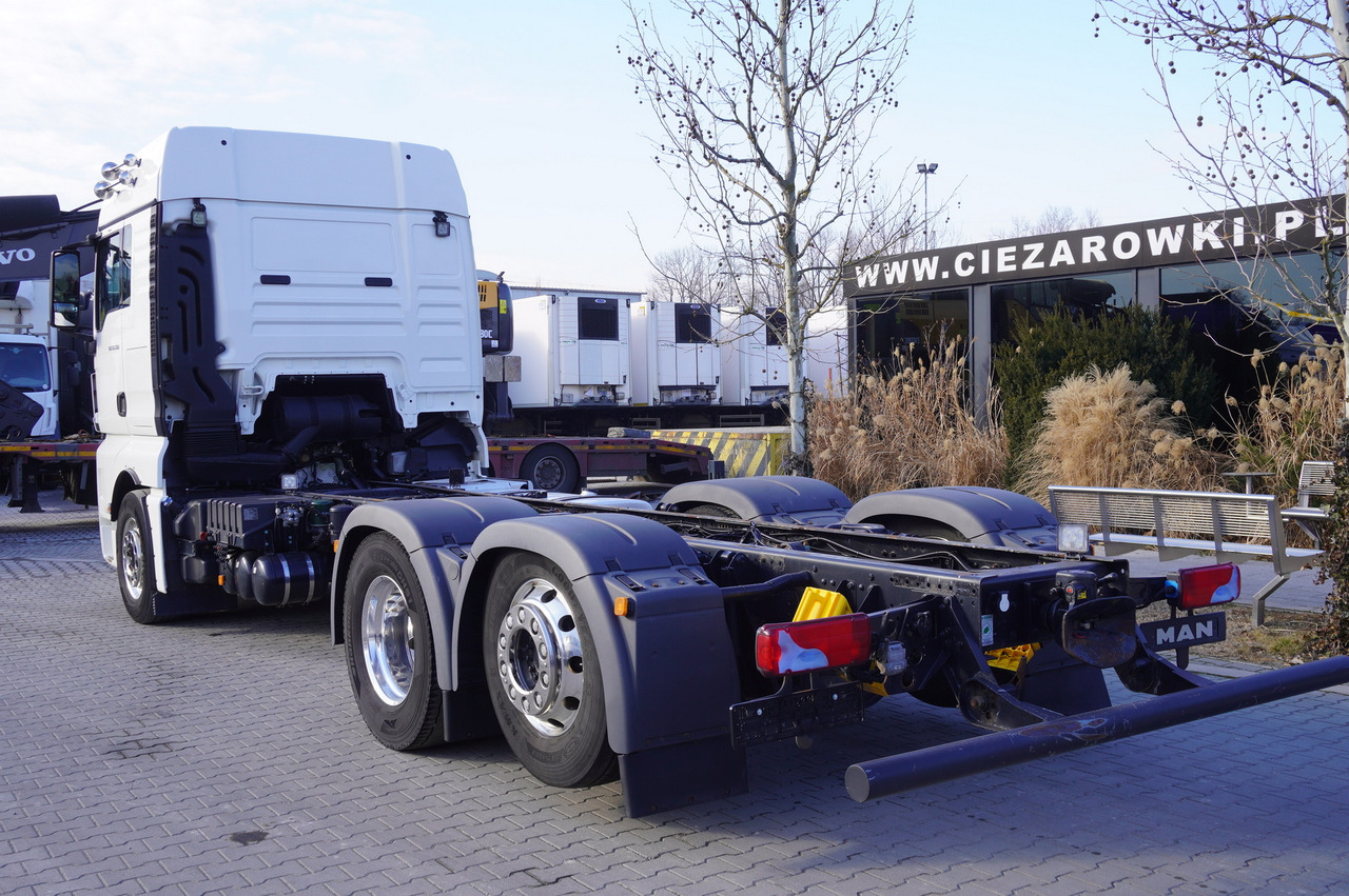MAN TGX 26,500 / 500 HP / steering 3rd axle / 20 t cap. / Chassis 6.5 m - Шаси кабина: снимка 5 MAN TGX 26,500 / 500 HP / steering 3rd axle / 20 t cap. / Chassis 6.5 m - Шаси кабина: снимка 5
