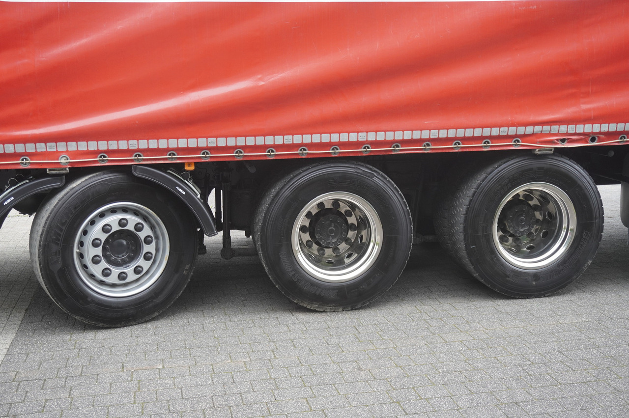 Лизинг на MAN TGX 35.580 E6 8x4 /4 / 23 EPAL tarp superstructure / 4th axle steered MAN TGX 35.580 E6 8x4 /4 / 23 EPAL tarp superstructure / 4th axle steered: снимка 8