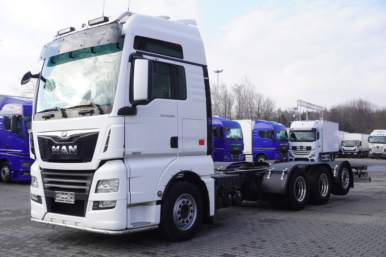 MAN TGX 35.580 E6 8x4/4 - 8.8m chassis frame - Шаси кабина: снимка 2 MAN TGX 35.580 E6 8x4/4 - 8.8m chassis frame - Шаси кабина: снимка 2