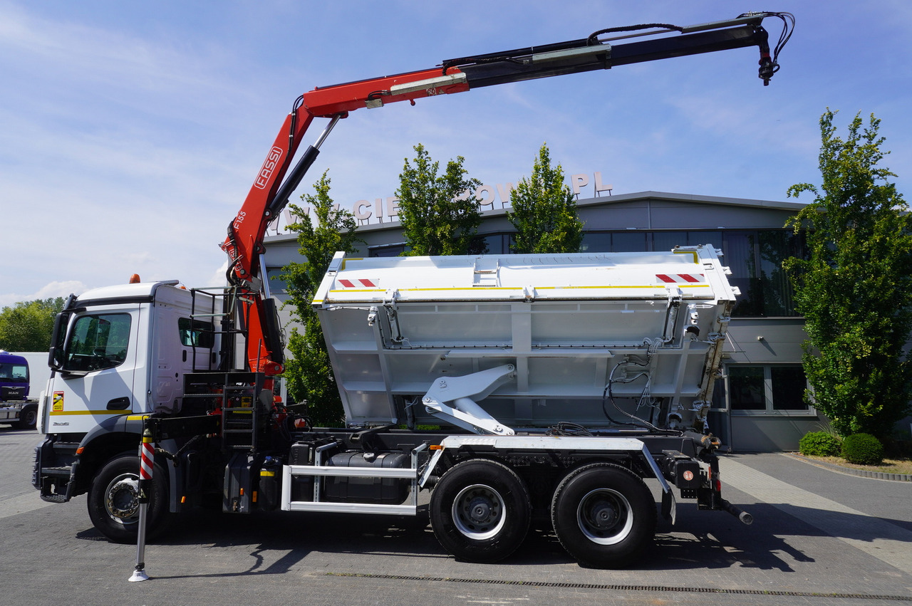 Бордови камион, Камион с кран MERCEDES-BENZ AROCS 2636 / Fassi F155A.0.22 crane 6t / 120 tho. km / 3-sided dump truck / 2 x Bordmatic: снимка 15
