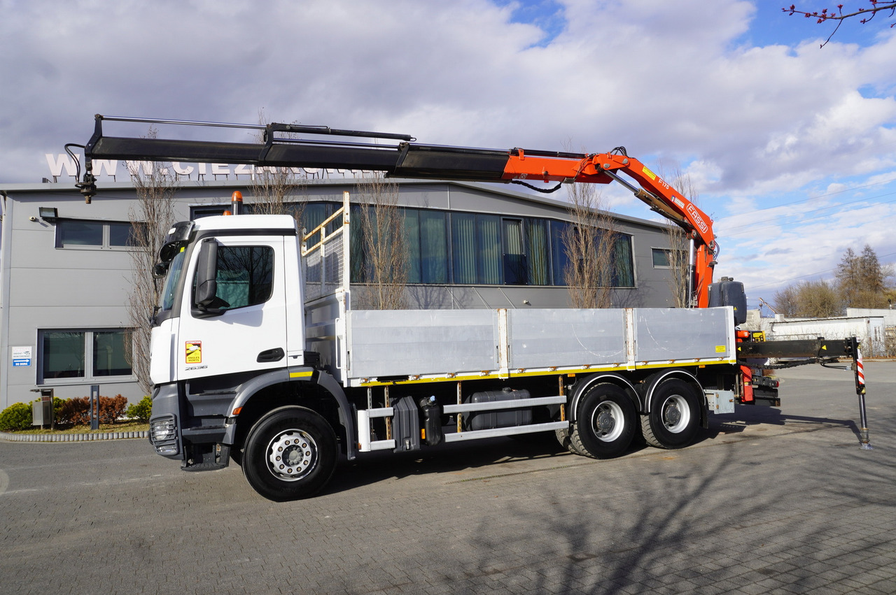 MERCEDES-BENZ AROCS 2636 Flatbed / HDS FASSI F175 7.7 T / 150,000 km - Камион с кран: снимка 4 MERCEDES-BENZ AROCS 2636 Flatbed / HDS FASSI F175 7.7 T / 150,000 km - Камион с кран: снимка 4