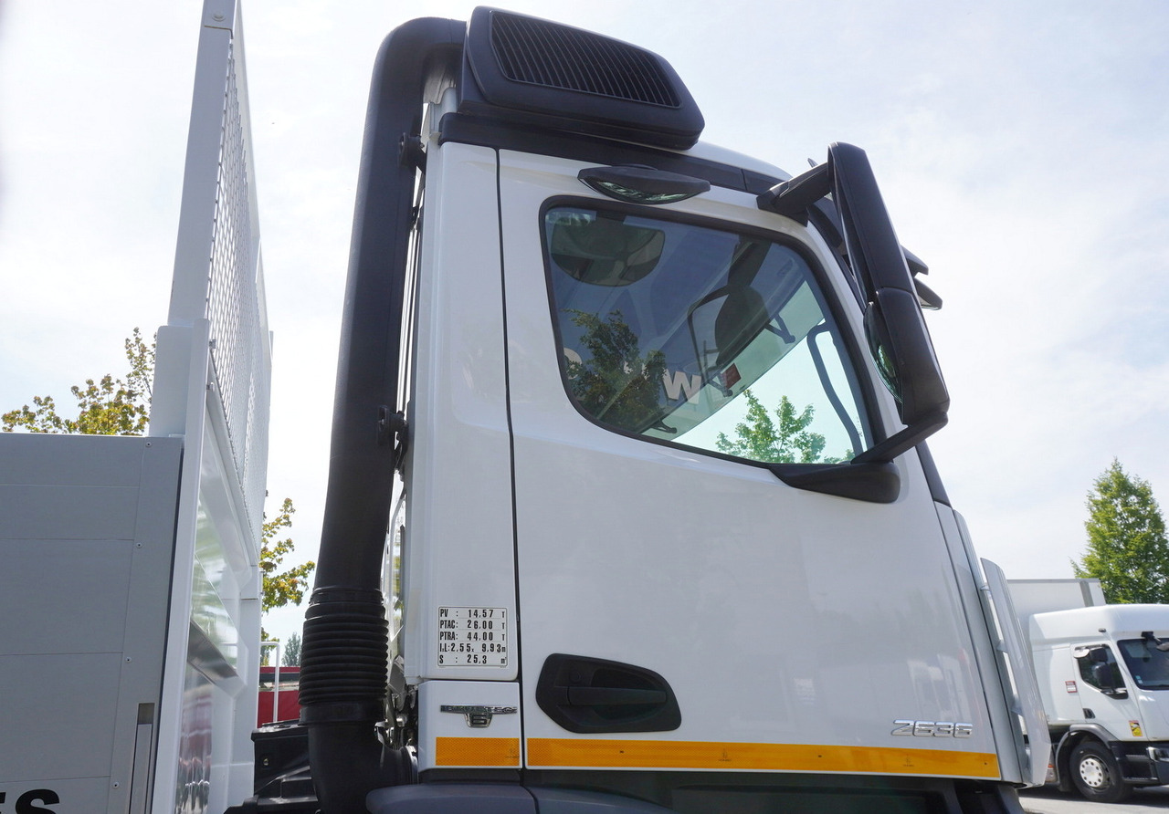 Камион с кран MERCEDES-BENZ AROCS 2636 Flatbed / HDS FASSI F175 7.7 T / 150,000 km: снимка 21