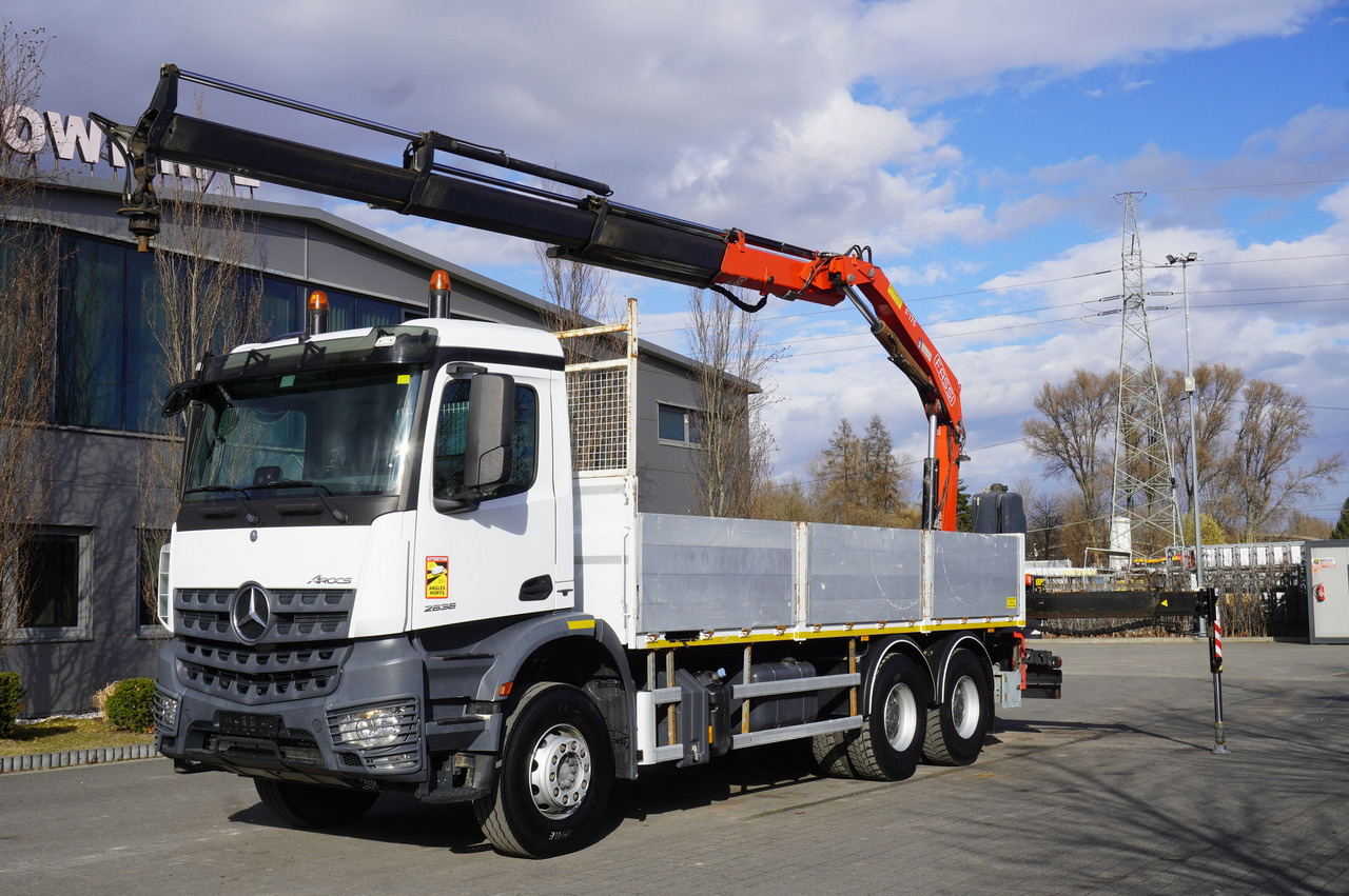 MERCEDES-BENZ AROCS 2636 Flatbed / HDS FASSI F175 7.7 T / 150,000 km - Камион с кран: снимка 1 MERCEDES-BENZ AROCS 2636 Flatbed / HDS FASSI F175 7.7 T / 150,000 km - Камион с кран: снимка 1