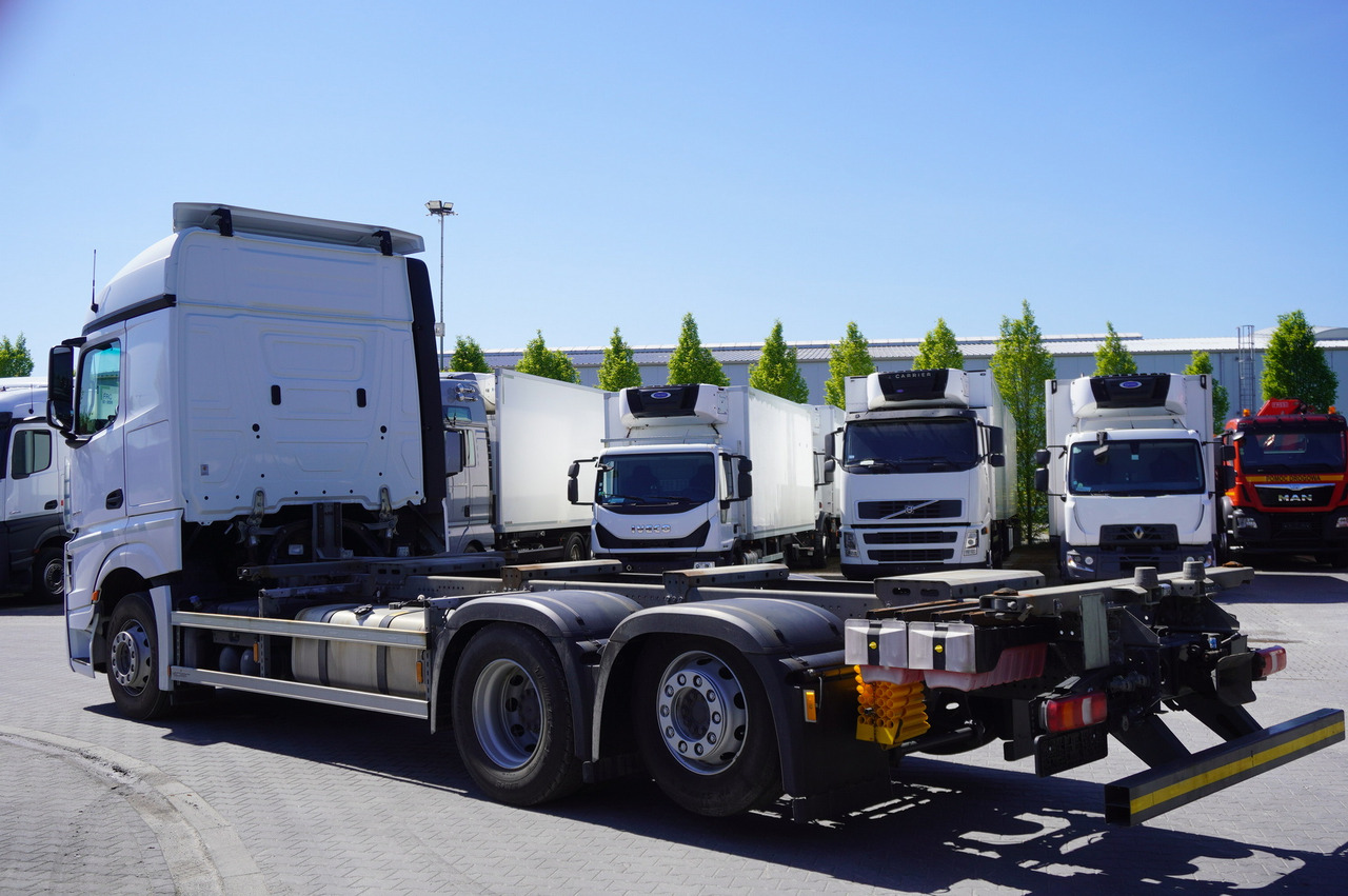 MERCEDES-BENZ Actros 2545 6×2 MP5 / Full ADR / BDF - Контейнеровоз/ Сменна каросерия камион: снимка 3 MERCEDES-BENZ Actros 2545 6×2 MP5 / Full ADR / BDF - Контейнеровоз/ Сменна каросерия камион: снимка 3