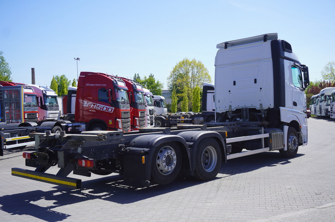 MERCEDES-BENZ Actros 2545 6×2 MP5 / Full ADR / BDF - Контейнеровоз/ Сменна каросерия камион: снимка 5 MERCEDES-BENZ Actros 2545 6×2 MP5 / Full ADR / BDF - Контейнеровоз/ Сменна каросерия камион: снимка 5