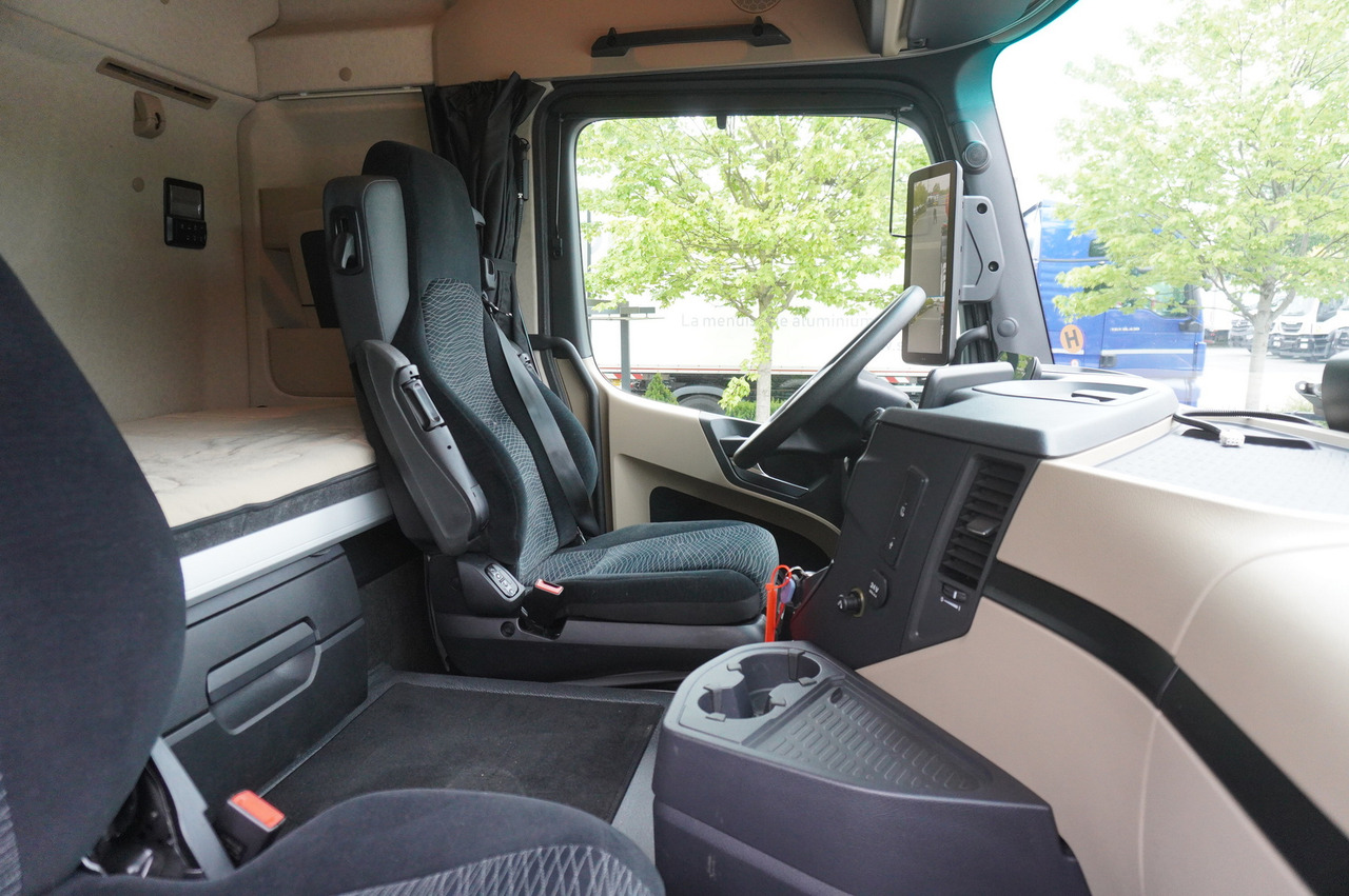 Камион цистерна MERCEDES-BENZ Actros 2545 6 × 2 MP5 / NEW septic barrel 13000 L: снимка 22