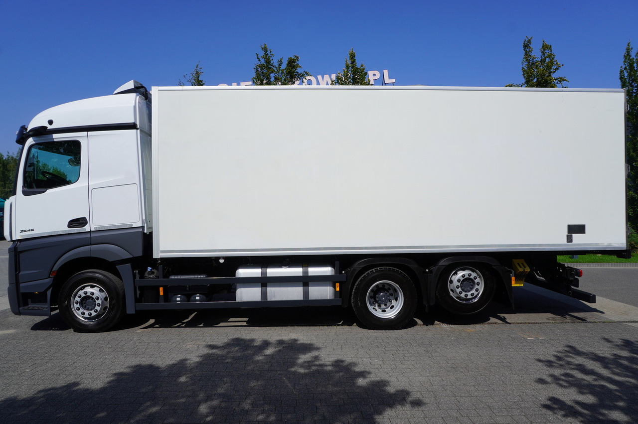 MERCEDES-BENZ Actros 2545 MP5 6×2 E6 / Kiesling meat hook refrigerator / Carrier Supra 1250 / 2022 - Рефрижератор камион: снимка 2 MERCEDES-BENZ Actros 2545 MP5 6×2 E6 / Kiesling meat hook refrigerator / Carrier Supra 1250 / 2022 - Рефрижератор камион: снимка 2