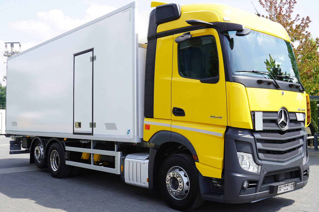 MERCEDES-BENZ Actros 2545 MP5 6×2 E6 / NEW Igloocar refrigerator / 19 pallets / Carrier Supra 850 - Рефрижератор камион: снимка 5 MERCEDES-BENZ Actros 2545 MP5 6×2 E6 / NEW Igloocar refrigerator / 19 pallets / Carrier Supra 850 - Рефрижератор камион: снимка 5