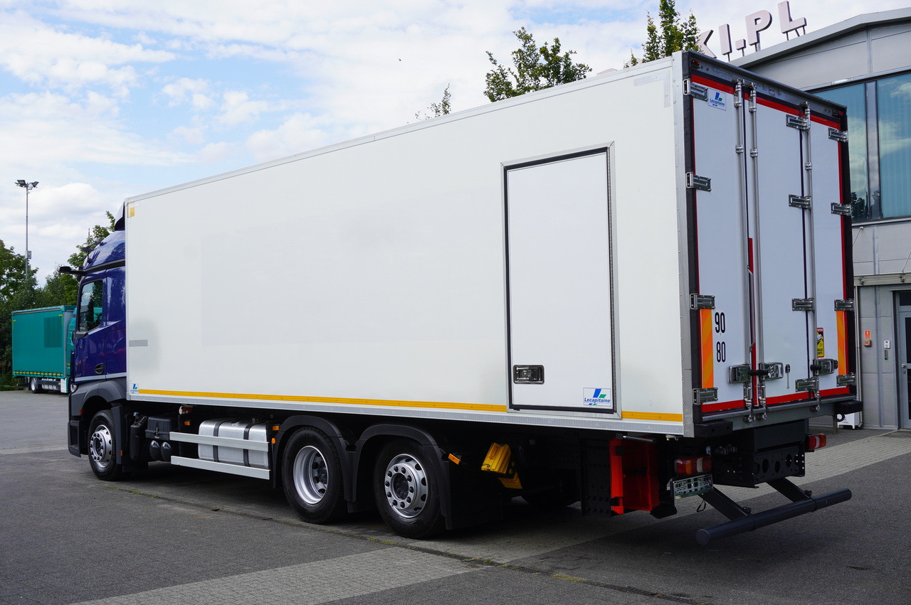 MERCEDES-BENZ Actros 2546 / Lecapitaine refrigerator 20 EPAL / Multitemperature / Carrier Supra 1150 MT - Рефрижератор камион: снимка 3 MERCEDES-BENZ Actros 2546 / Lecapitaine refrigerator 20 EPAL / Multitemperature / Carrier Supra 1150 MT - Рефрижератор камион: снимка 3