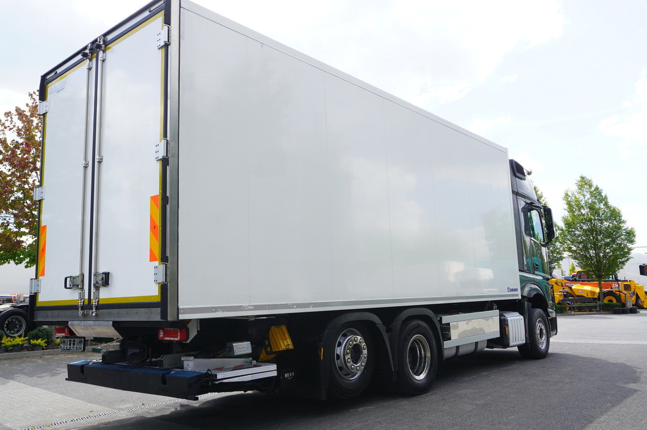 MERCEDES-BENZ Actros 2548 MP5 / Krone Refrigerator Multitemperature / Doppelstock 36 EPAL / GIGA Space cabin - Рефрижератор камион: снимка 2 MERCEDES-BENZ Actros 2548 MP5 / Krone Refrigerator Multitemperature / Doppelstock 36 EPAL / GIGA Space cabin - Рефрижератор камион: снимка 2