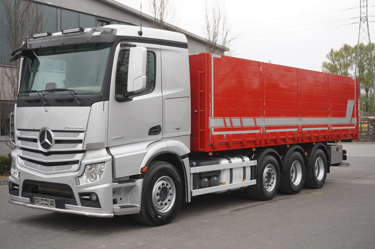 MERCEDES-BENZ Actros 3563 8x4 / Tipper for grain 20 t load capacity - Бордови камион: снимка 2 MERCEDES-BENZ Actros 3563 8x4 / Tipper for grain 20 t load capacity - Бордови камион: снимка 2