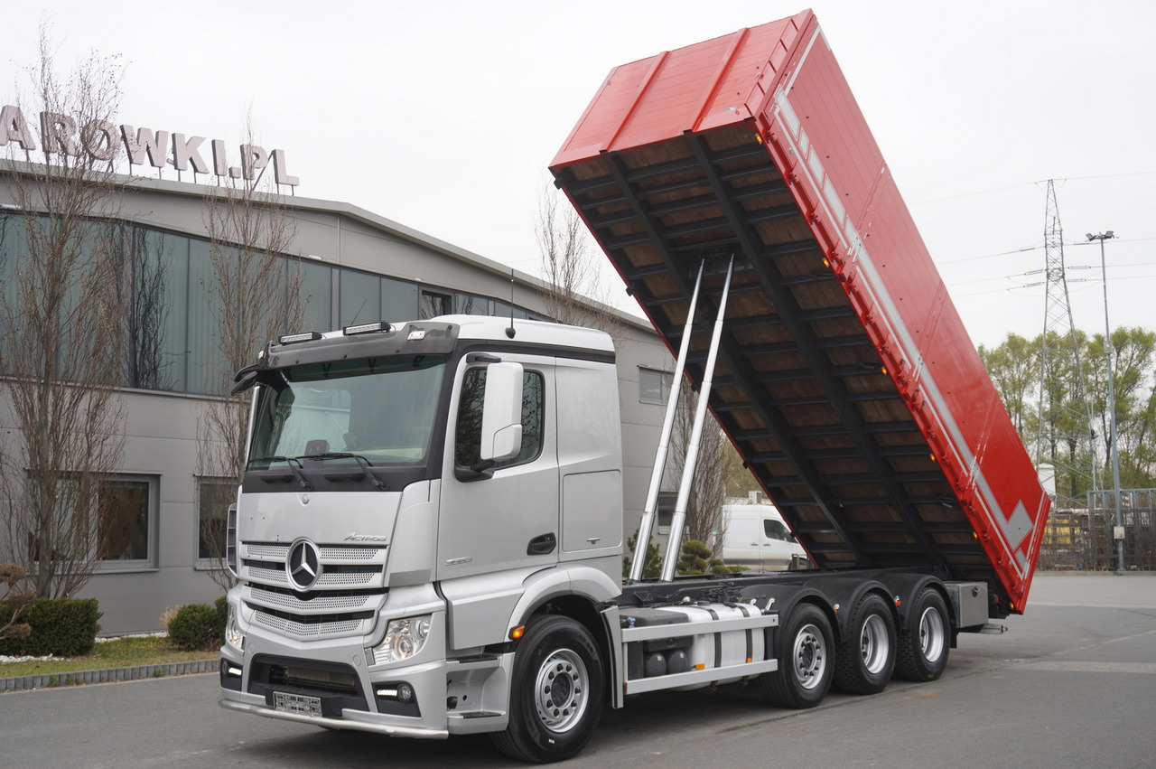 MERCEDES-BENZ Actros 3563 8x4 / Tipper for grain 20 t load capacity - Самосвал камион: снимка 1 MERCEDES-BENZ Actros 3563 8x4 / Tipper for grain 20 t load capacity - Самосвал камион: снимка 1